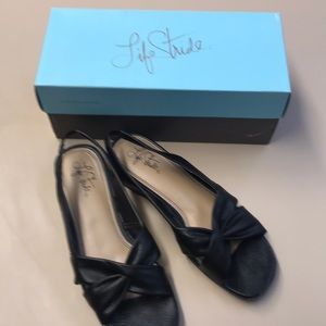 Life Stride black Sandals